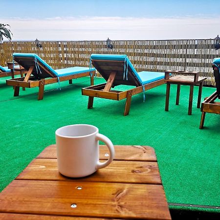 Sea View Apartments Odessa Esterno foto