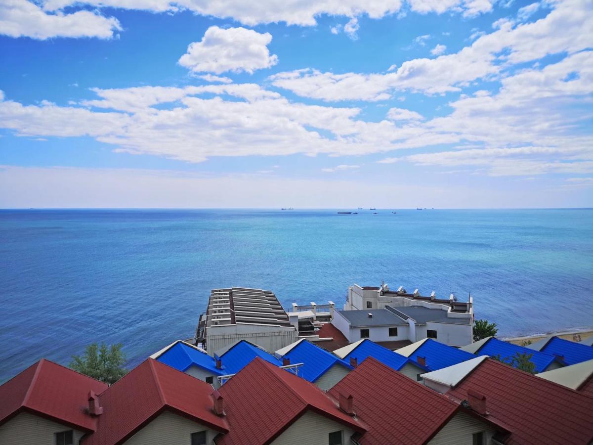Sea View Apartments Odessa Esterno foto